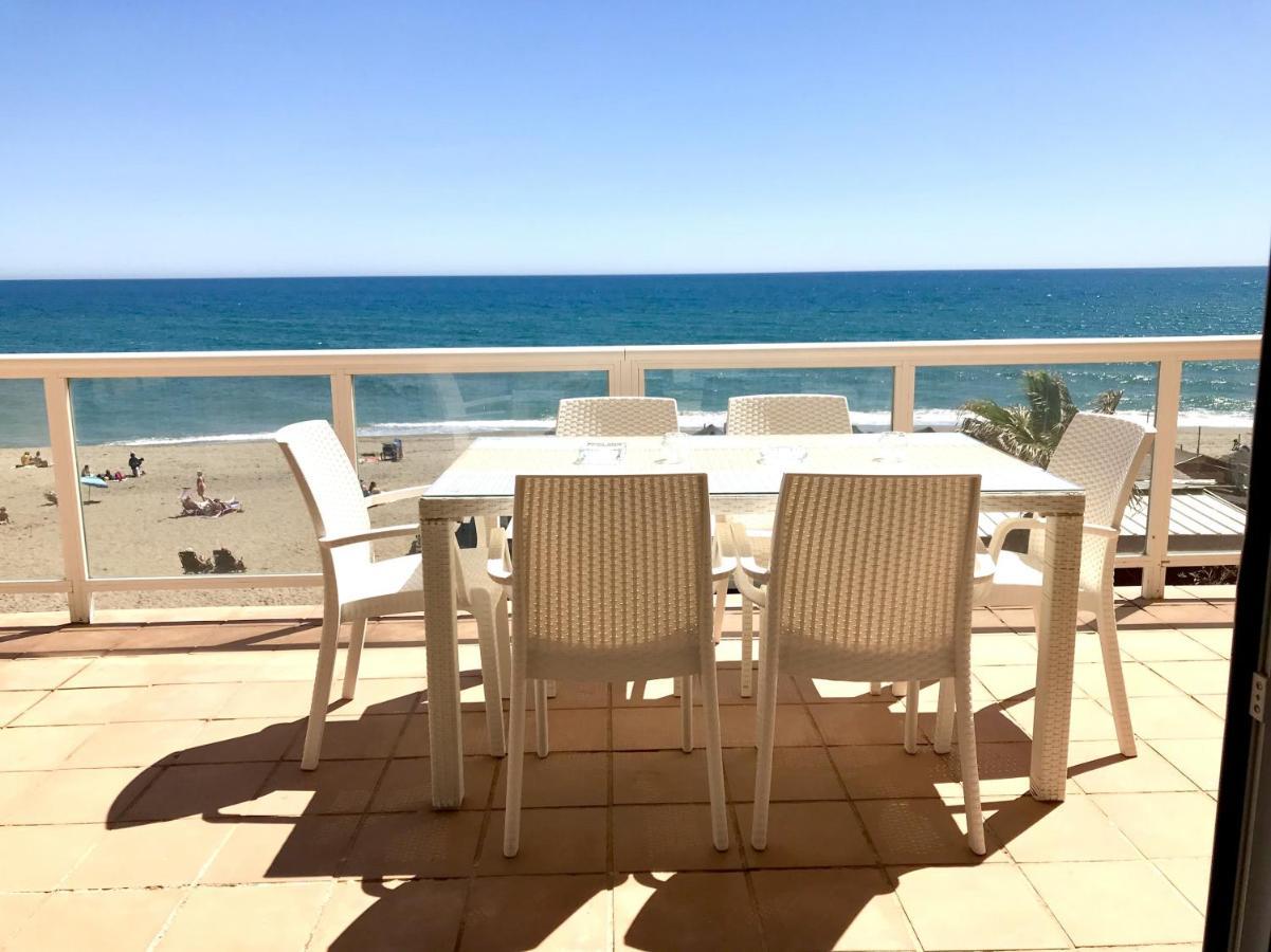 Beachfront In Mijas Costa 公寓